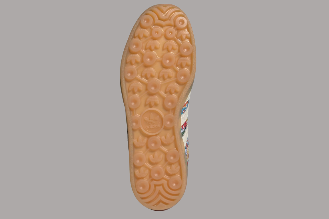 London Off-White Gold Sneakers