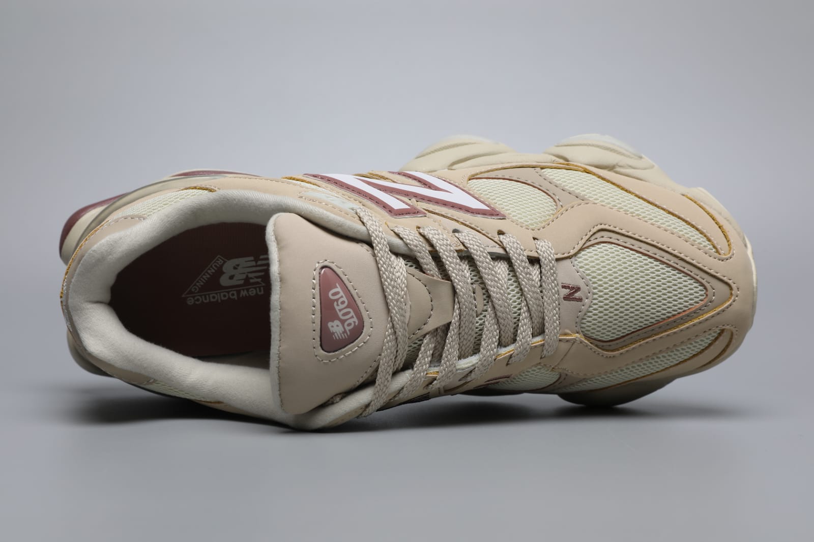 NB Bone sparrow 9060